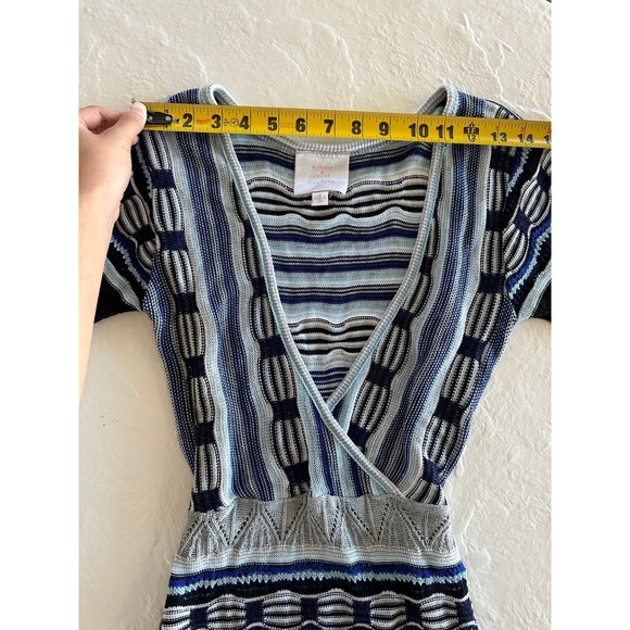 Romeo and Juliet Couture Patterned Knit Tie Dress - Picture 12 of 12